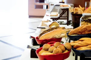 Café da manhã corporativo: vale a pena investir?